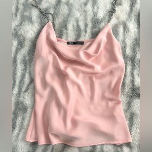 Stunning Zara top! 💗
